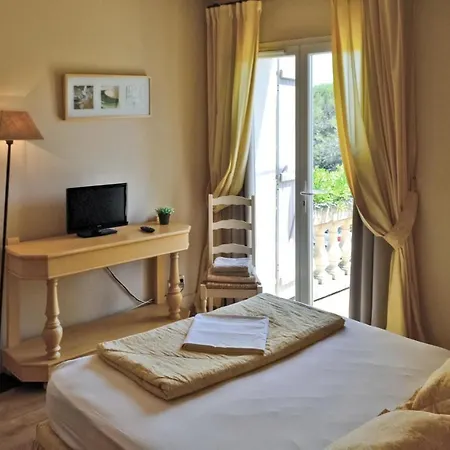 Gorgeous In Beziers With Swimming Pool *