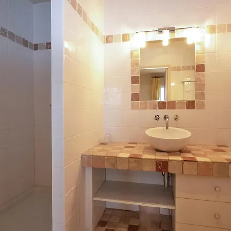 Holiday home Gorgeous In Beziers With Swimming Pool